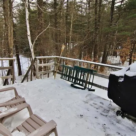 South Londonderry Home, Walk To Magic Mtn Ski Area